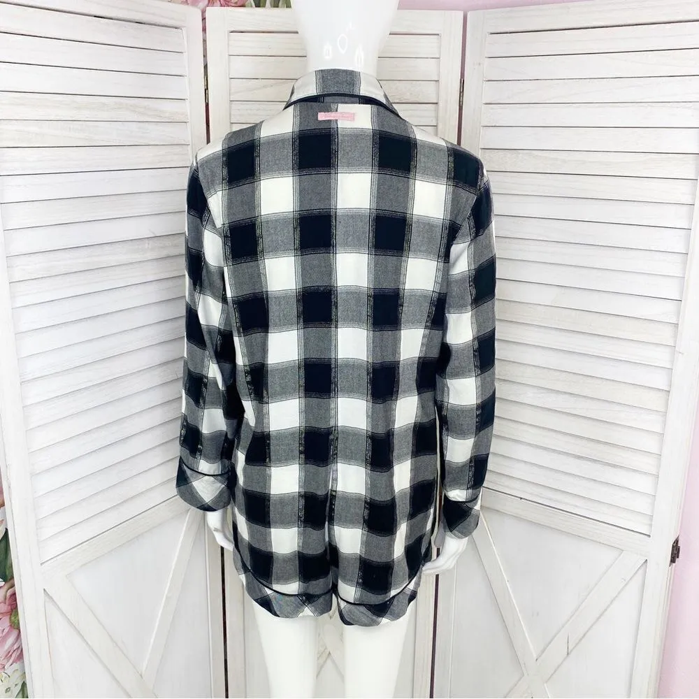 Victoria’s Secret Plaid‎ Flannel Shorts Sleep Romper Black White Small - Image 4