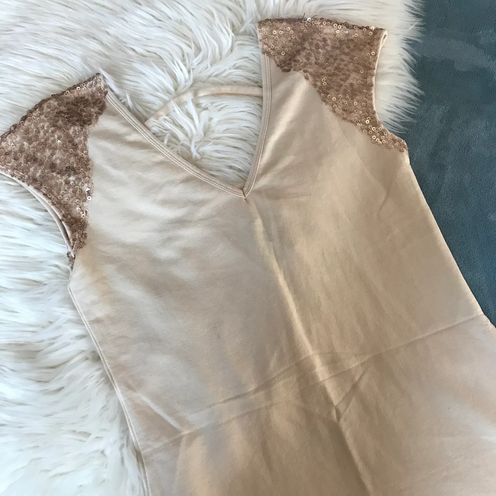 sequin pale shift dress. - Image 4