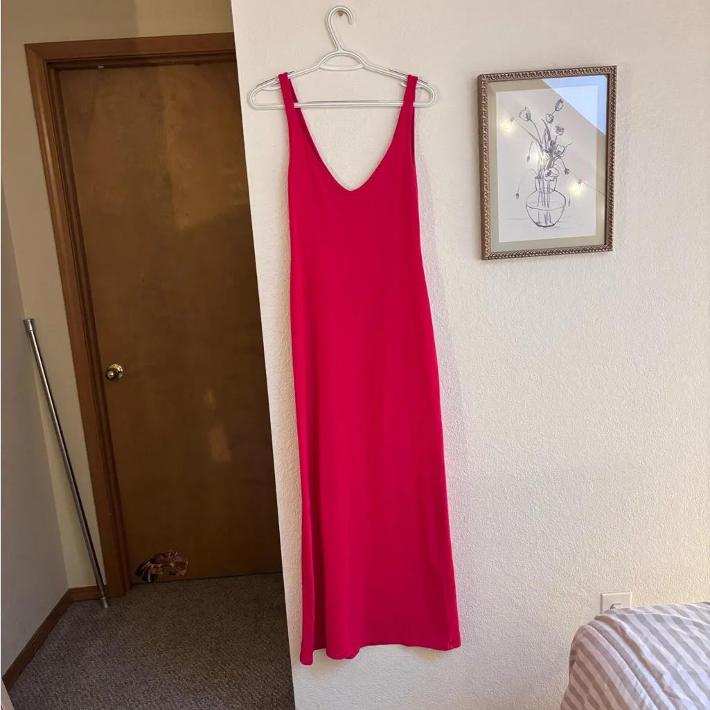 Vibrant Pink Sleeveless Maxi Dress - Image 3