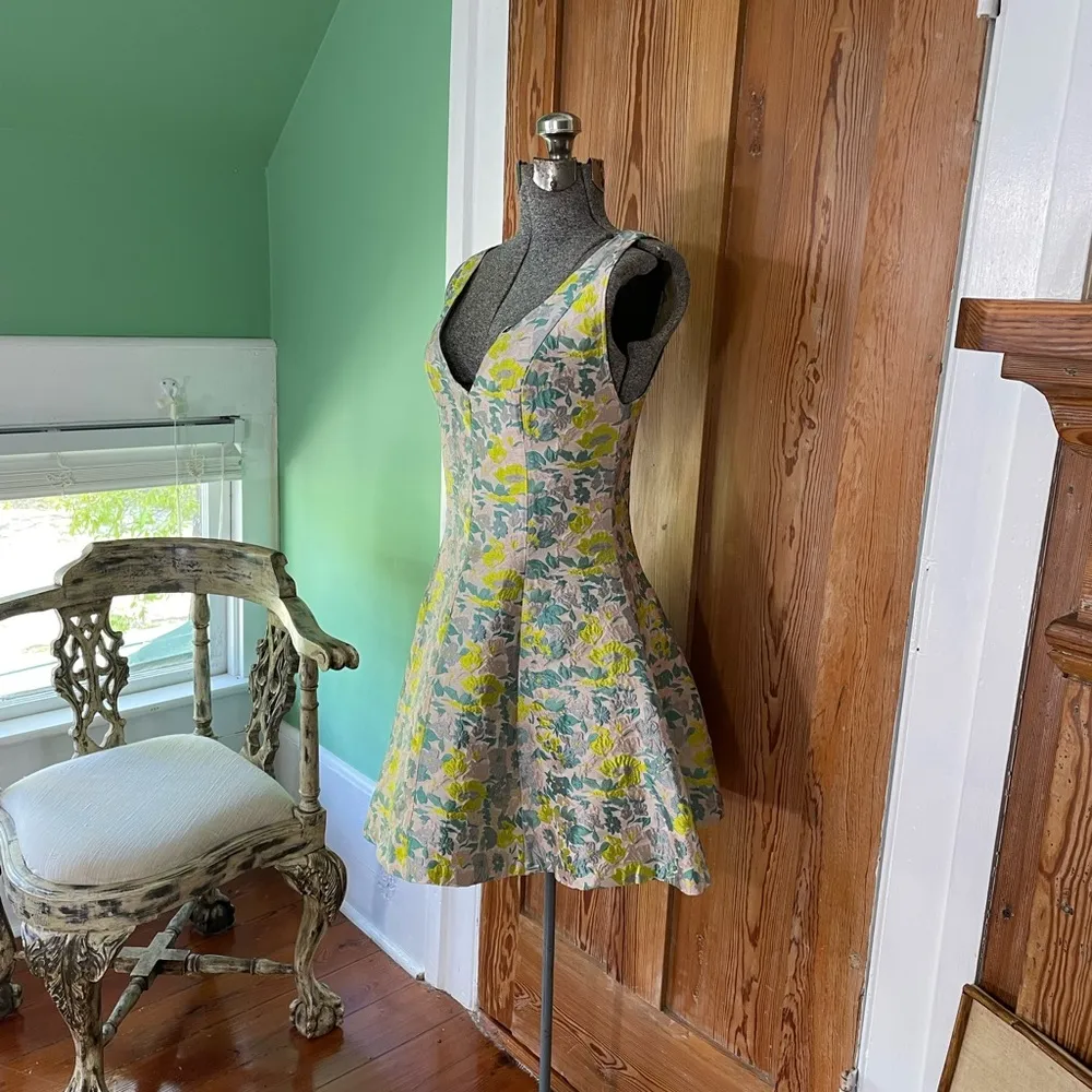 Opening Ceremony Floral Fit and Flare Jacquard Elle Fanning Skater Dress Sz 2 - Image 5