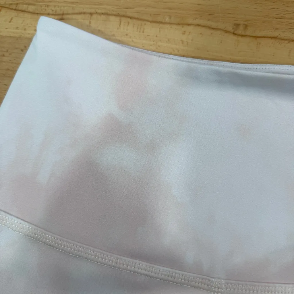 Beyond Yoga Olympus Pink Smoke High Waisted Midi Legging Size Small - Image 8