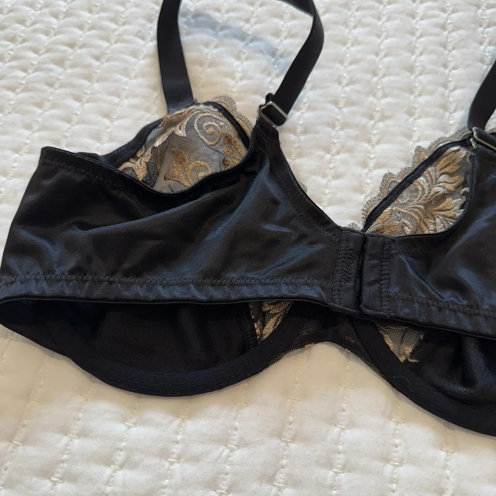 Soma 40C Underwire Bra Black Champagne Gold Embroidery Lace Unlined Size undefined - Image 13