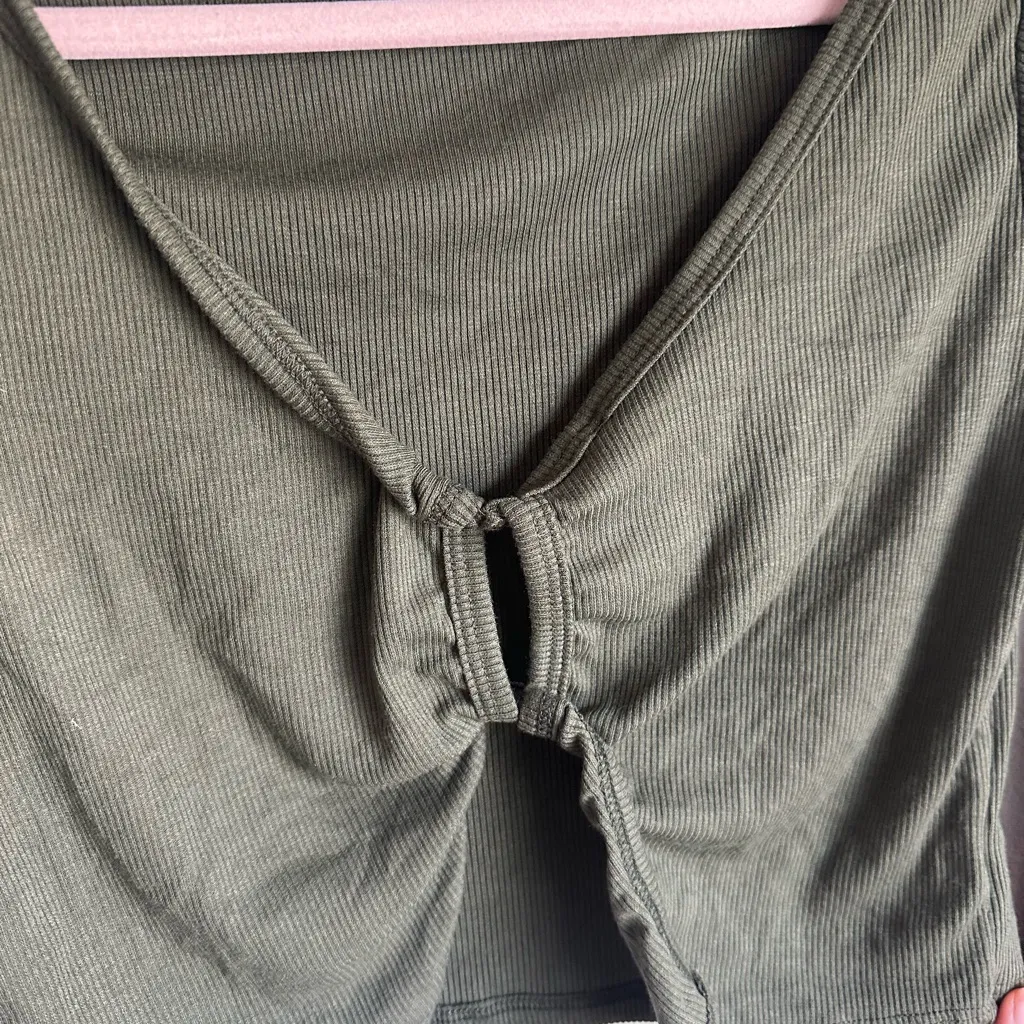 Timing Dark Green Long Sleeve Crop Top - Image 3