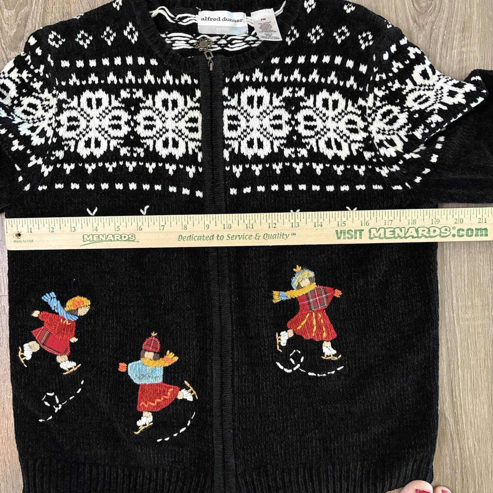 VTG Alfred Dunner Cardigan Sweater Ice Skaters Winter Christmas Fair Isle M Pet - Image 3