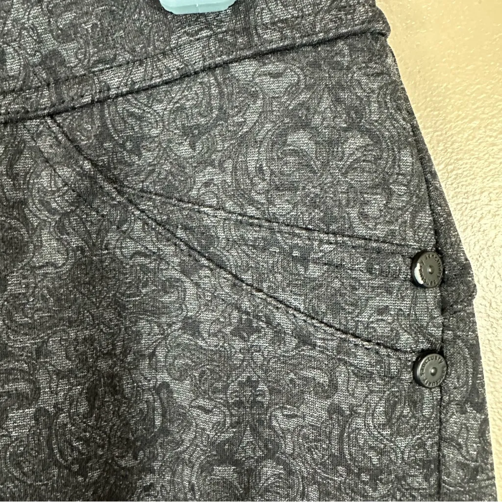 Sanctuary Charcoal Gray Paisley Floral Print Pull On Slim Skinny Stretch Pants M - Image 3