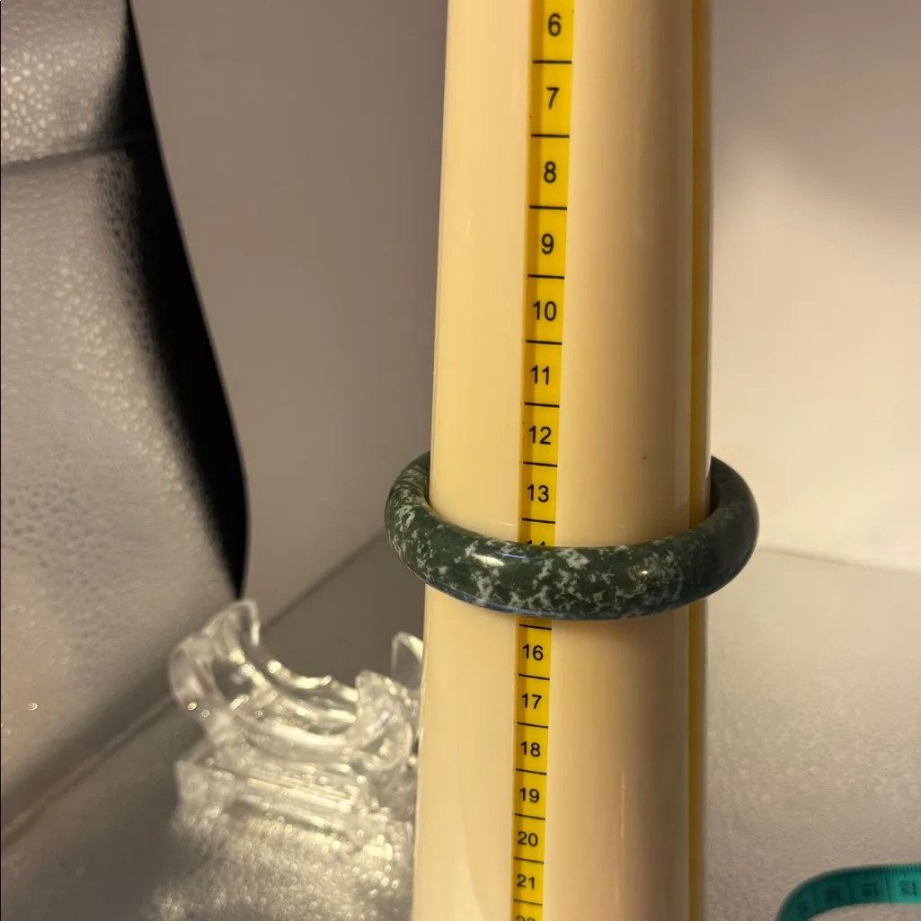 Green Jade Stone Bangle Bracelet - Image 6