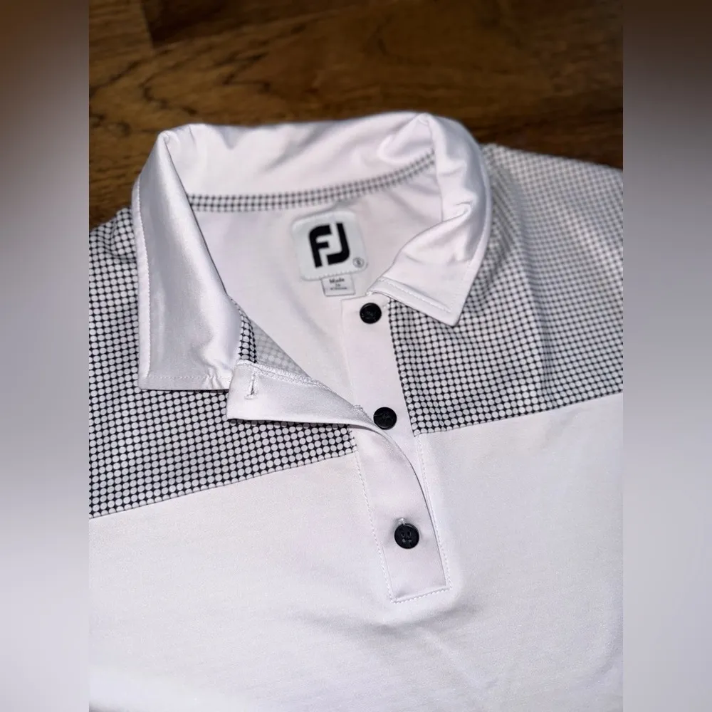 FootJoy FootJoy Women's Lisle Dot Print Yoke Polo- White  size small - Image 4