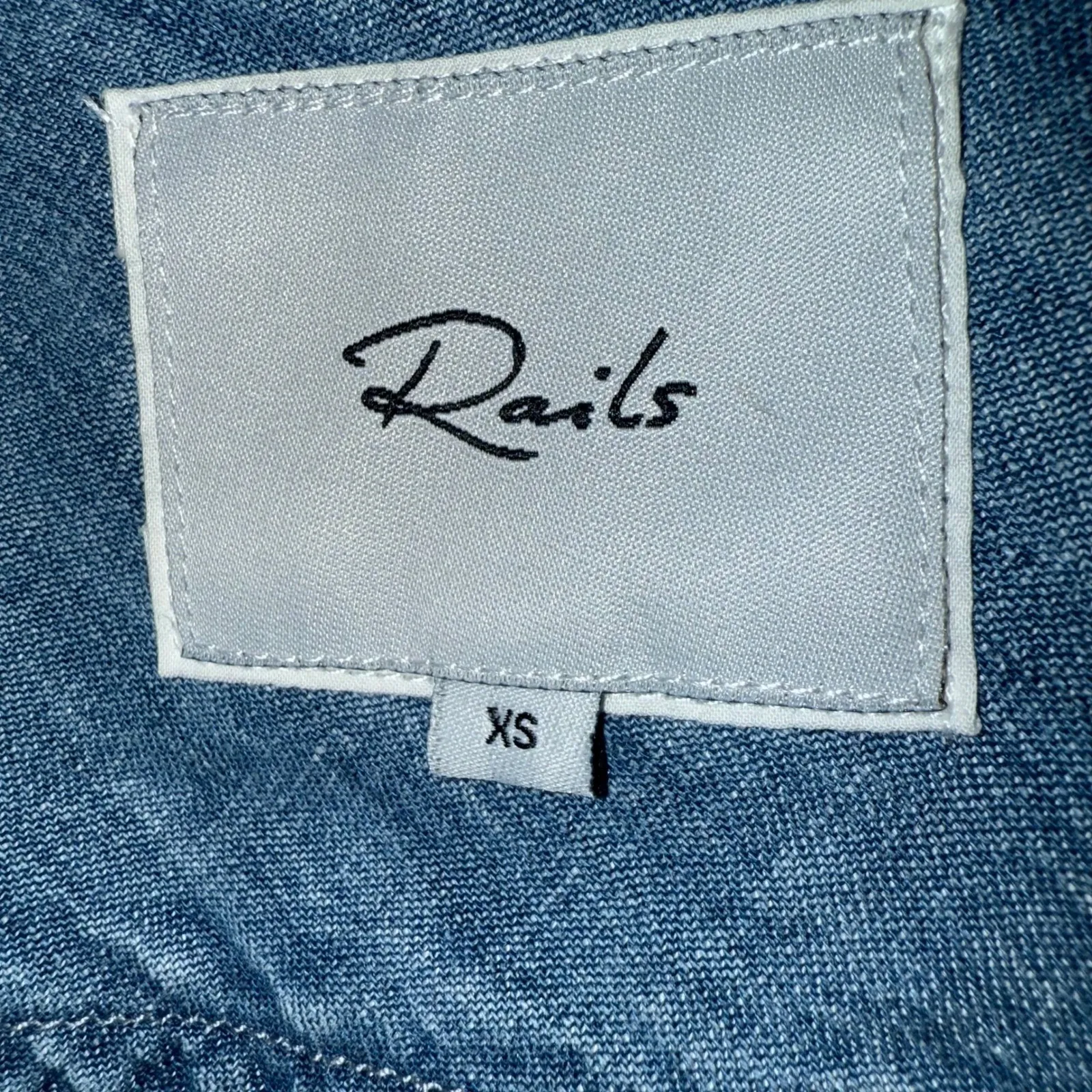 RAILS Chambray Shirt Button Up Floral Embroidered Long Sleeve EUC Size XS‎ - Image 7