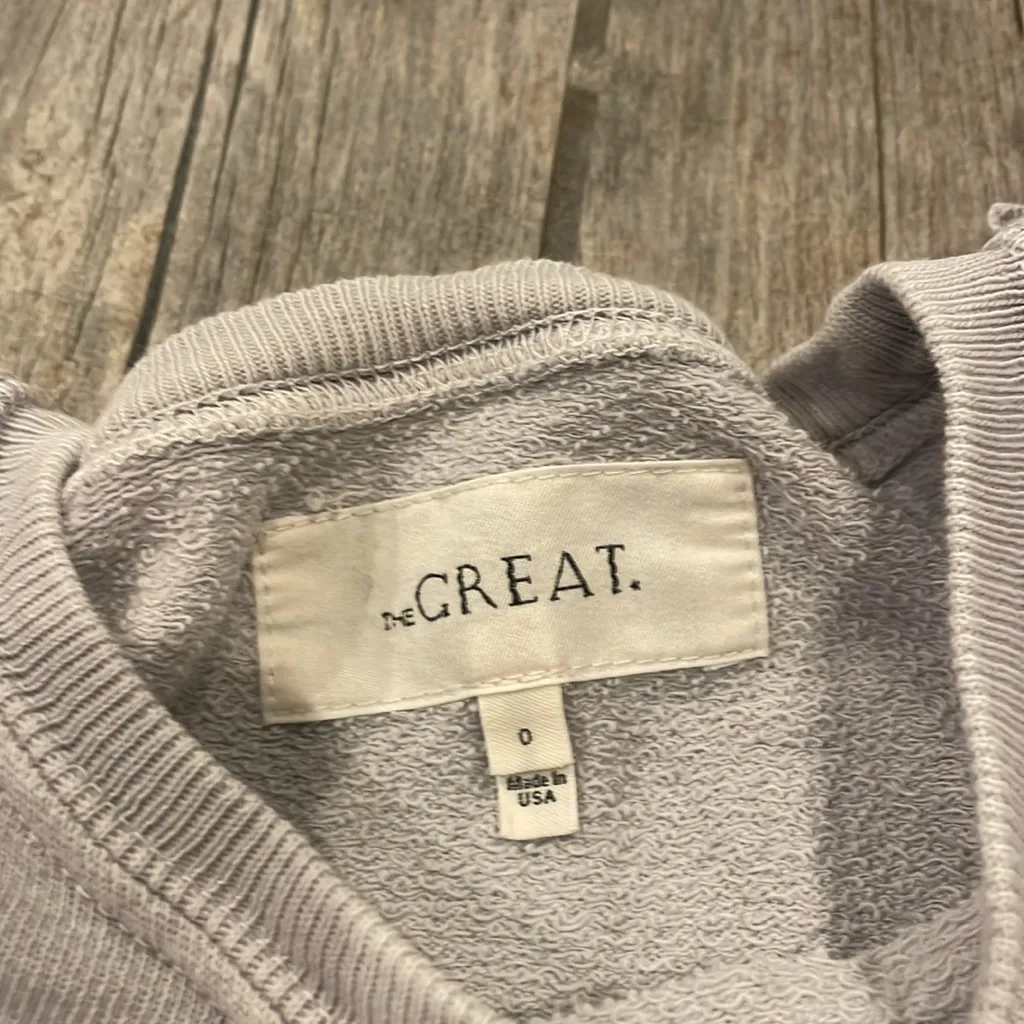 THE GREAT. Women's Sweatshirt with Ruffled Shoulders - Image 4