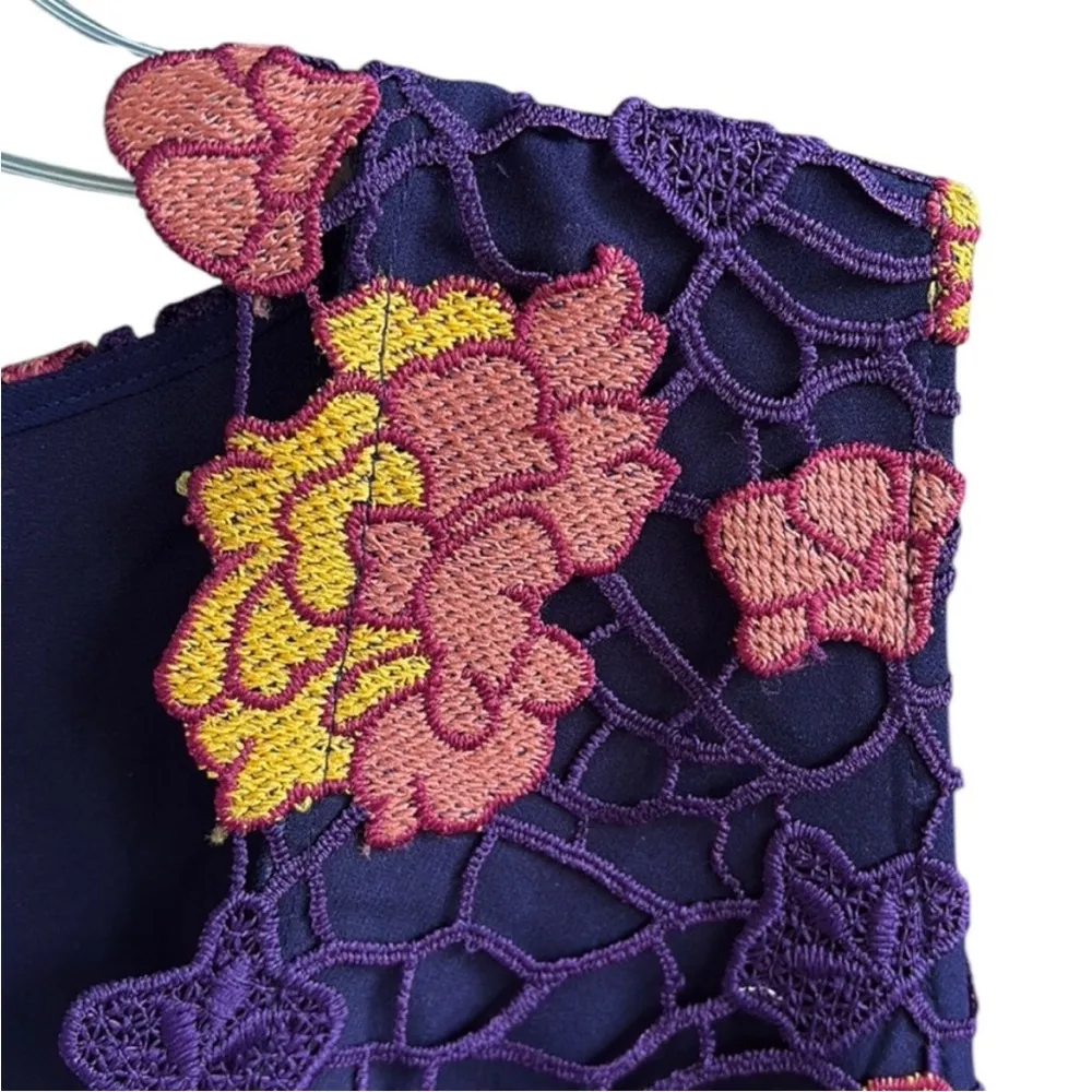 EUC Anthropologie Foxiedox Dolores Floral Crochet Dress Size 6 - Image 5