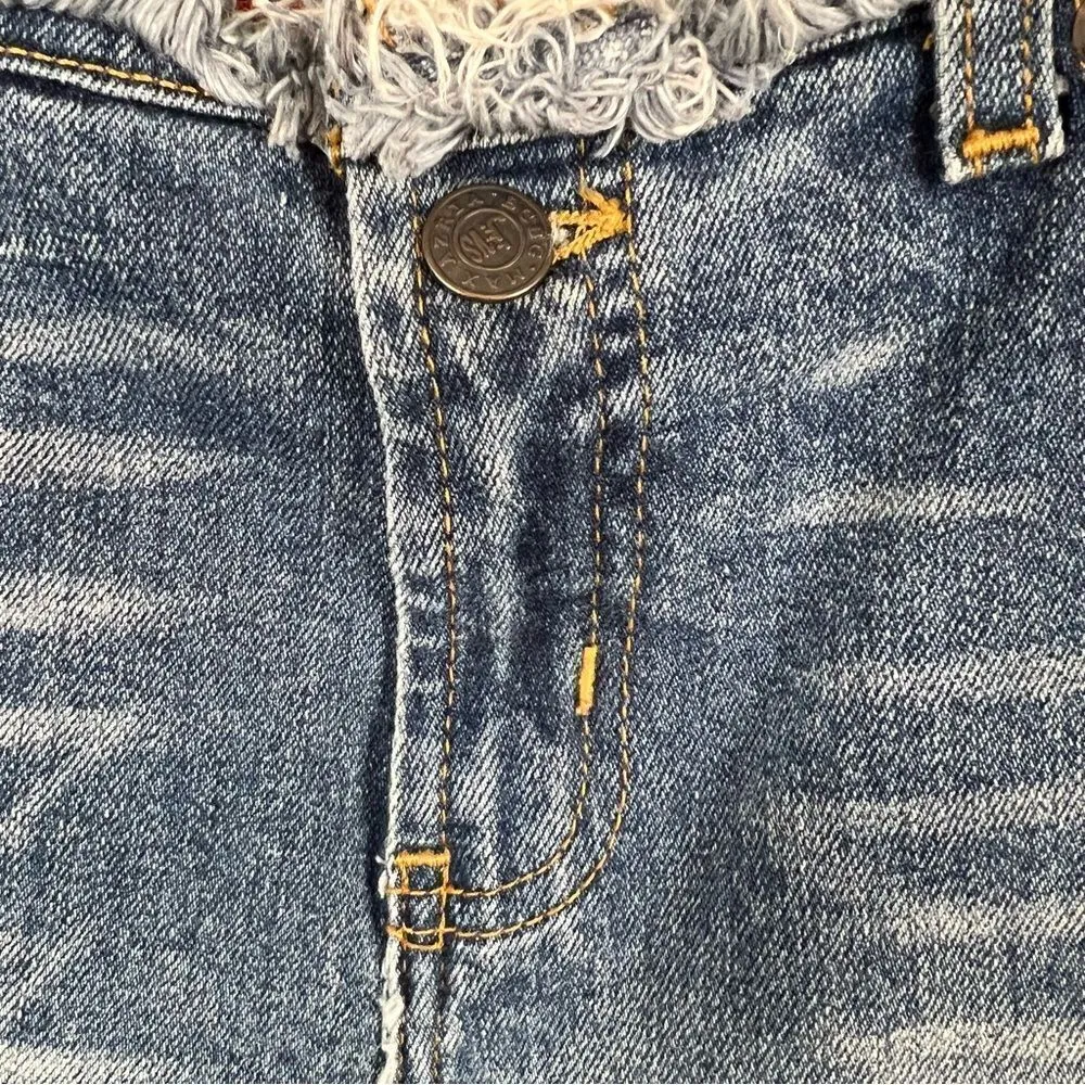 BCBG MAXAZRIA Jamil Y2K Low-mid rise Flare Jeans - Image 6