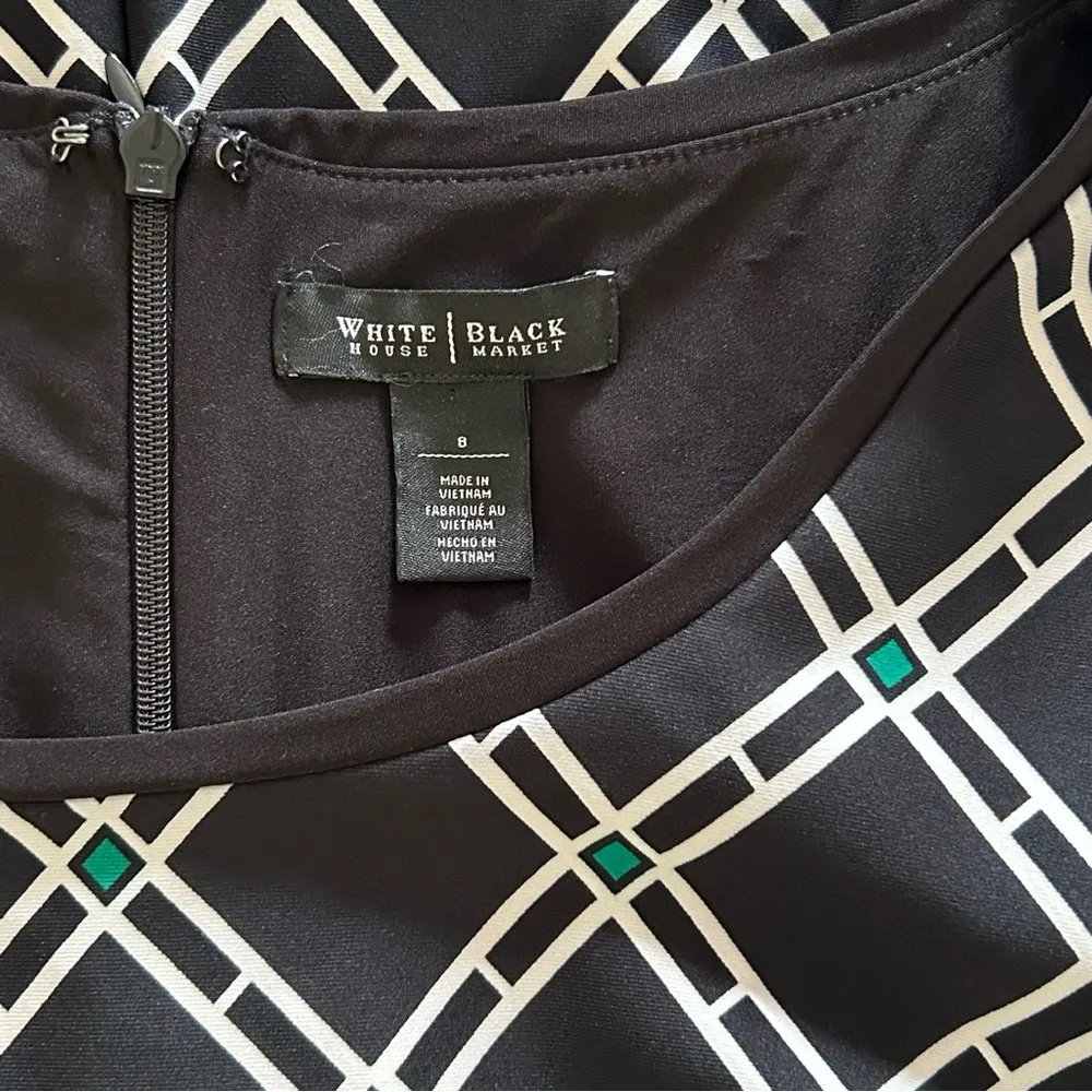 White House Black Market - Black Diamond Green Trim Lined Stretch Dress - Size 8 - Image 8