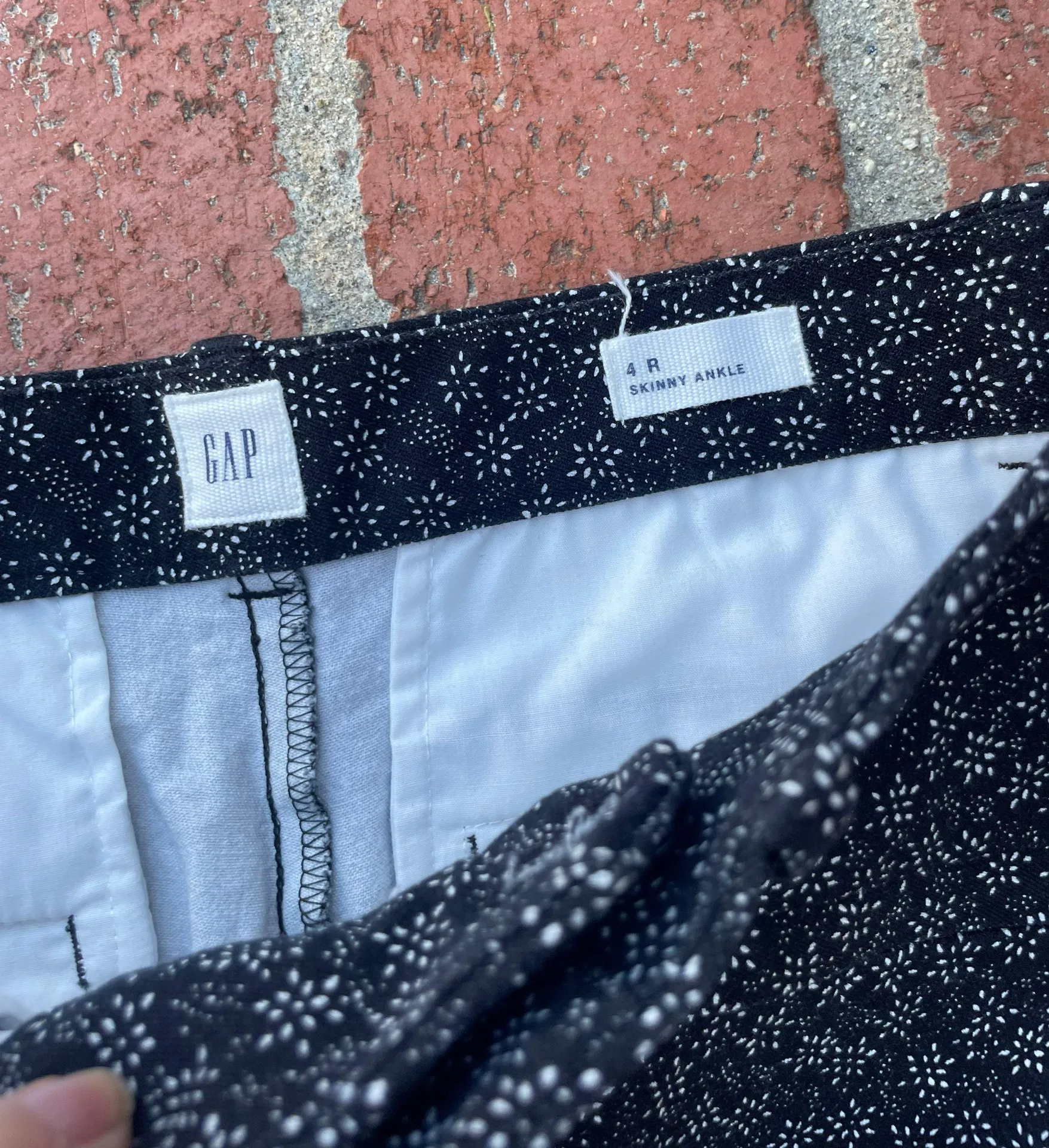 Gap skinny ankle slacks - Image 3