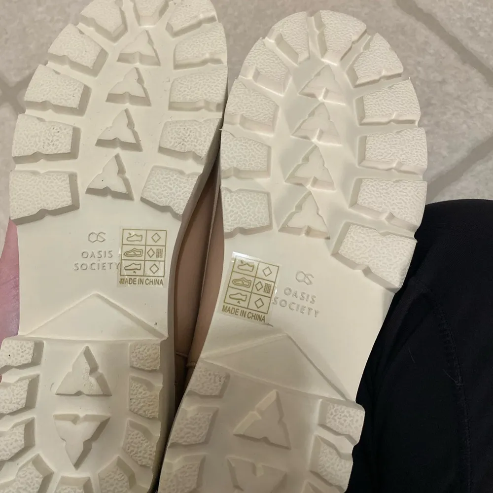 Oasis Society  Boots - Image 3