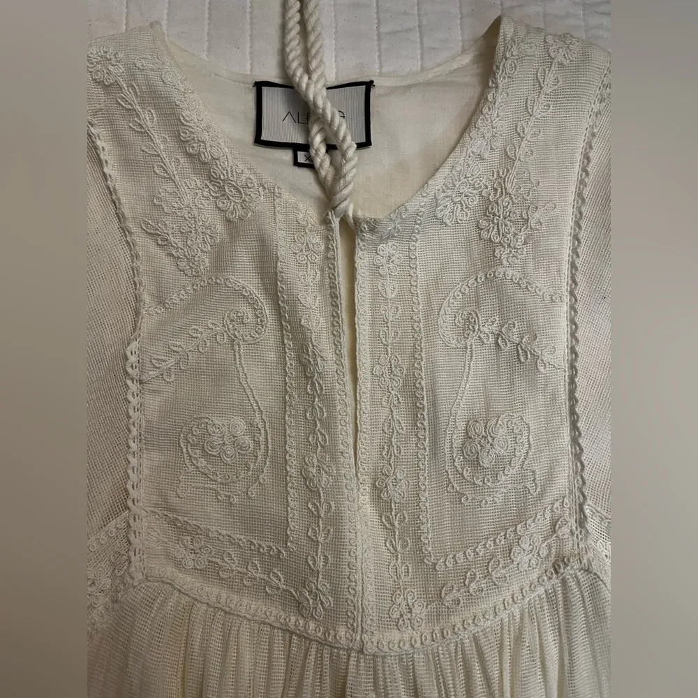 Alexis Alanis dress in alabaster boho cream lace dress - Image 5