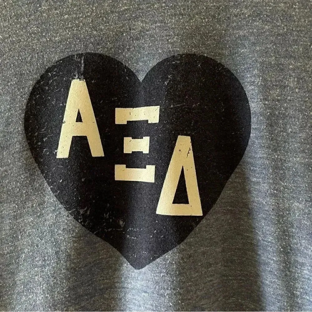 Alternative Earth Cotton Blend Blue Women’s Short Sleeves Heart T-Shirt SZ S - Image 2