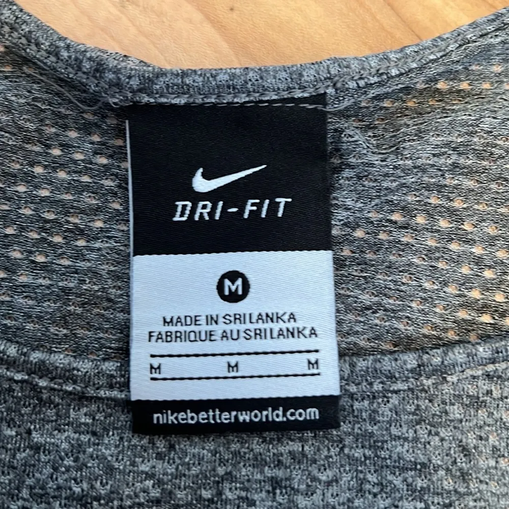 Nike Dri-Fit Running / Yoga Athletic Loose Gray Shirt - Image 5