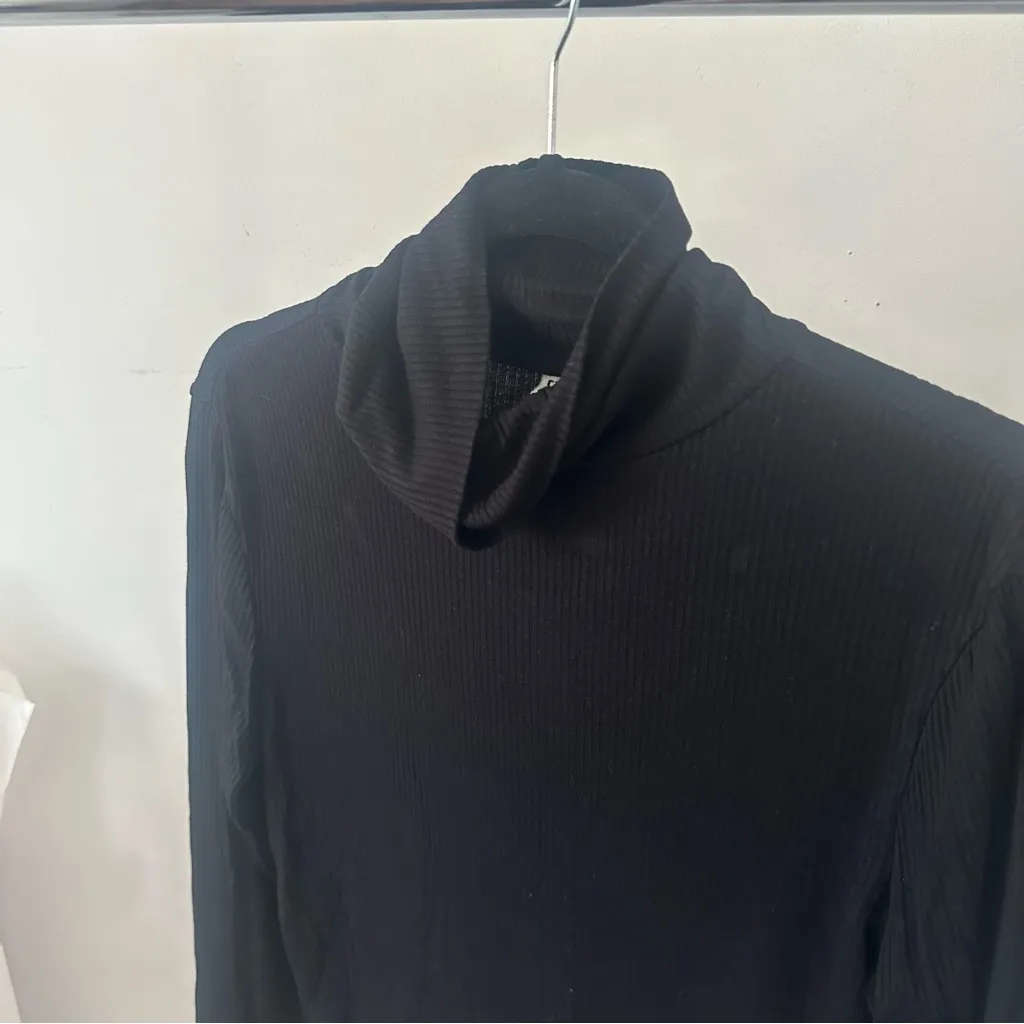 H&M Basic Black Ribbed Sweater - Image 2