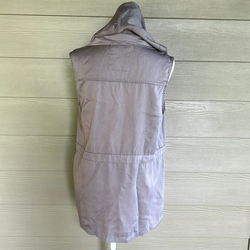 Me Jane Hooded Full Zip Utility Vest - Image 4