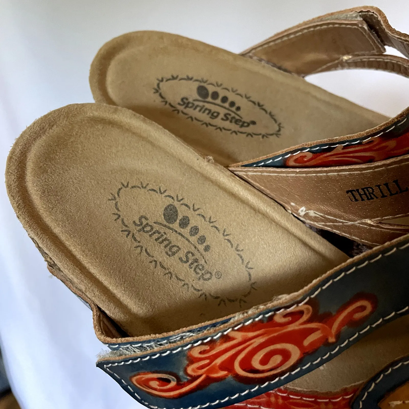 LArtiste Spring Step Thrill women's size 41 10 slide on shoes floral embroidery - Image 2