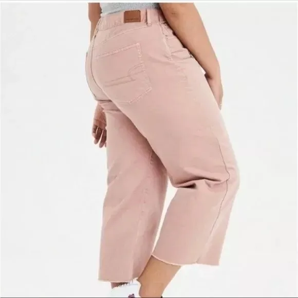 American Eagle wide leg cropped jeans frayed hem size 4 - Image 2