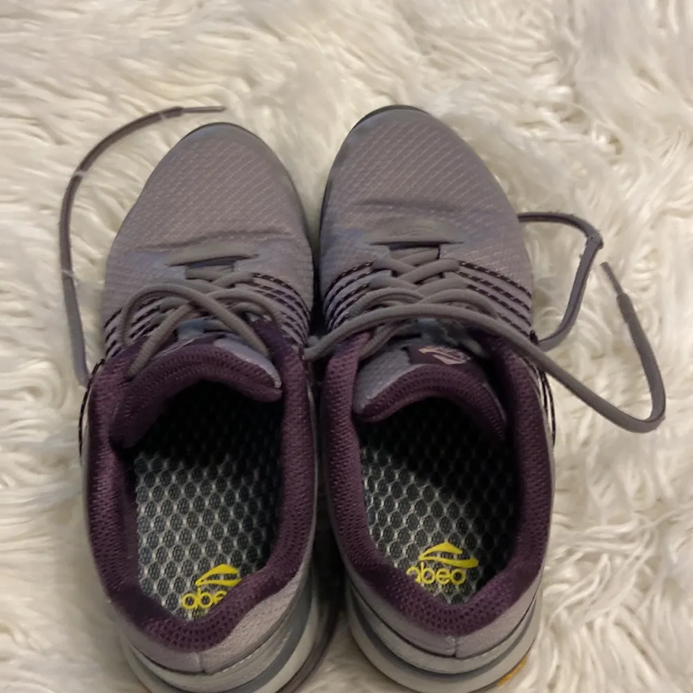 ABEO PRO Women’s Sneakers size 7M good condition color purple and gray - Image 13