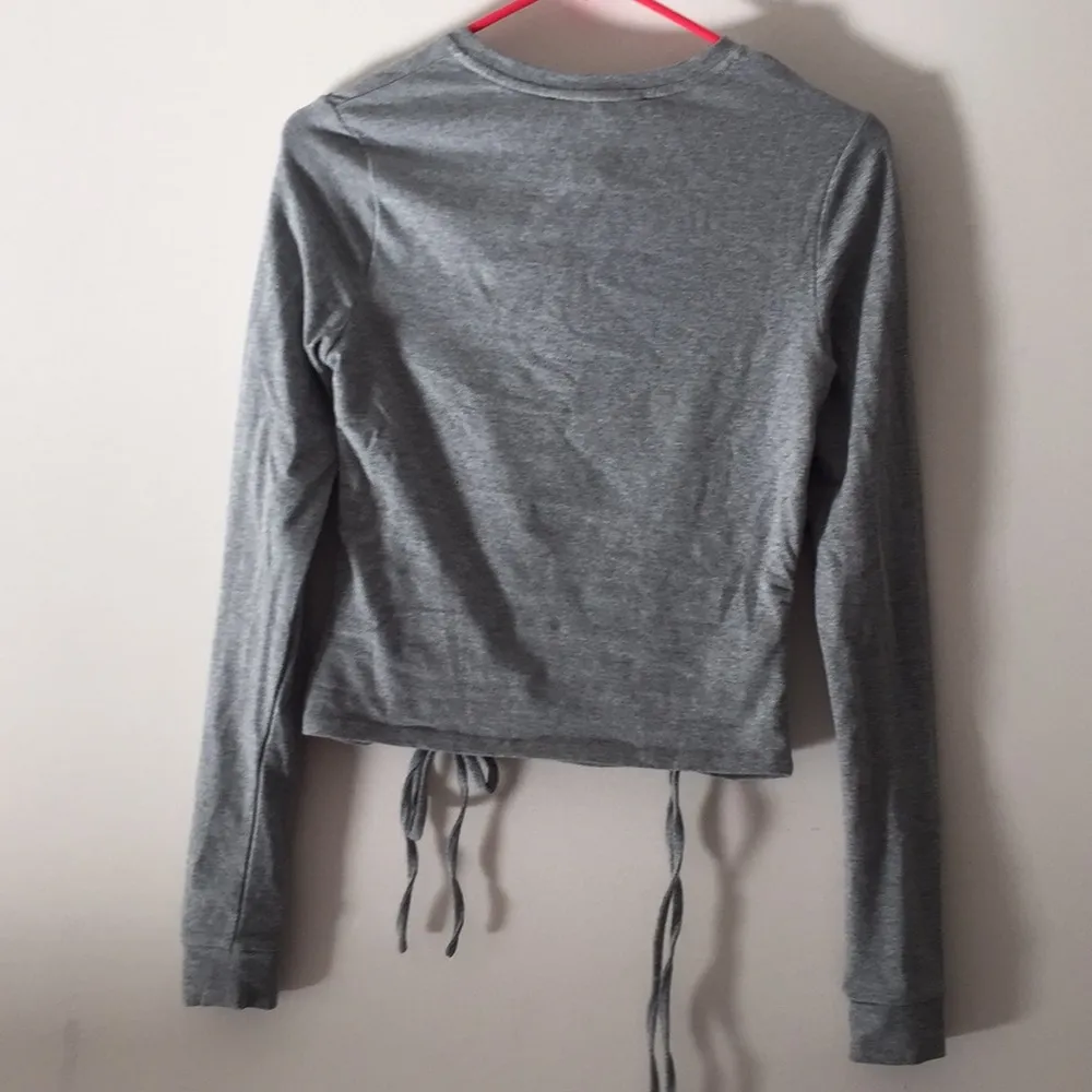 Kendall+ Kylie shirt. Fits XS - Image 5