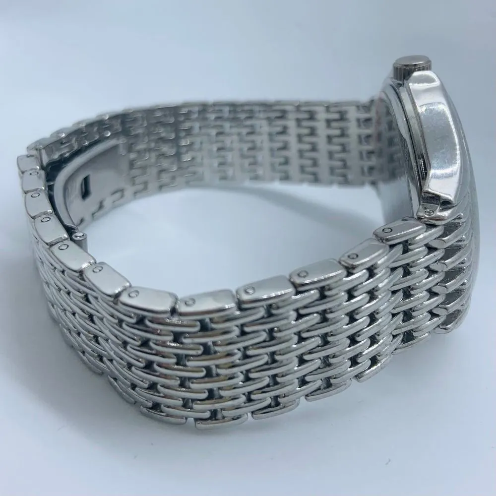 Ladies 38mm silver tone Quartz analog watch MOP dial bracelet size 8” runs - Image 5