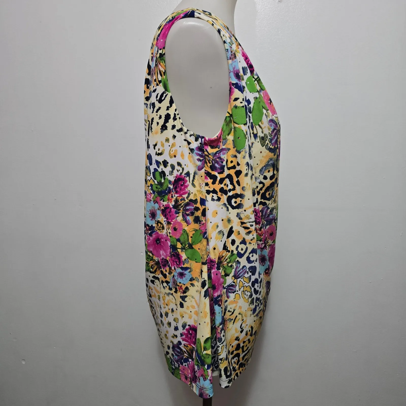 SIMONTON SAYS Sleeveless Floral Sequin Leopard Print Tank Top M Maximalist Chic Pink Size M - Image 5