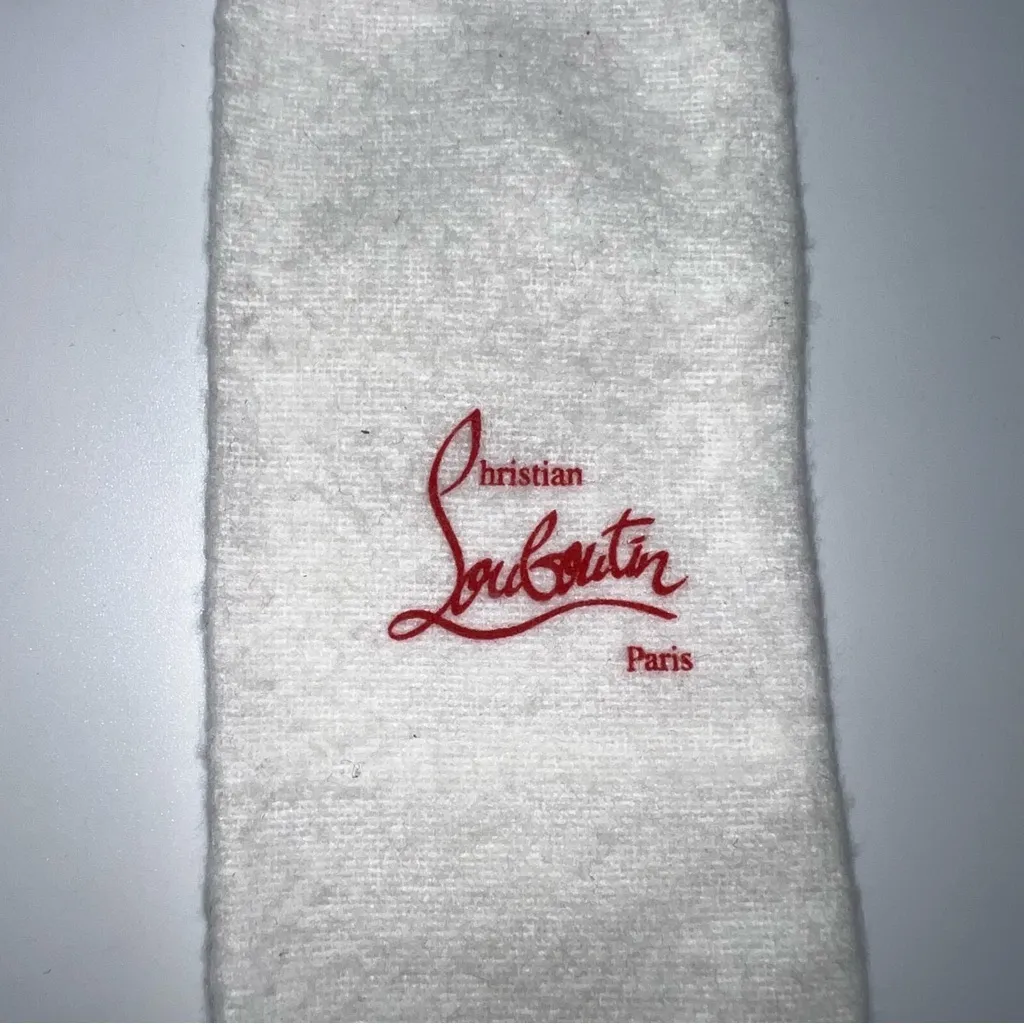 Christian Louboutin White Cotton Satin Lined Drawstring Dust Bags w/Red Logo - Image 8