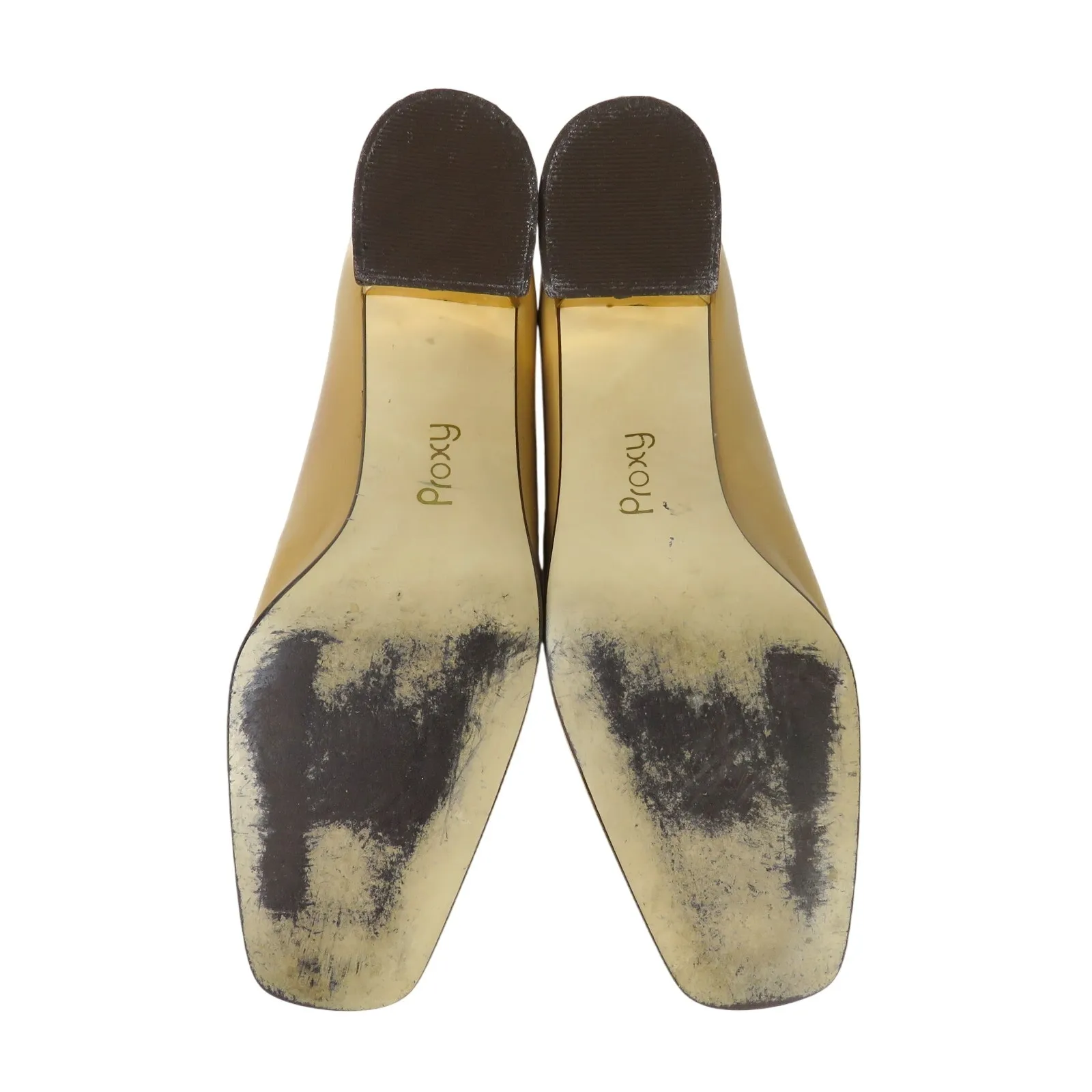 1970s Vintage Proxy Camel Leather Square Toe Chunky Gold Heel Pumps Size 8 Tan - Image 9