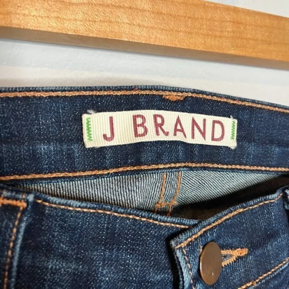 J Brand 🌺  Pencil Leg jeans in Ink - Image 3