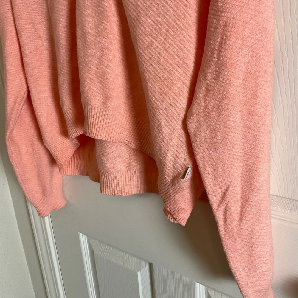 Hurley Women's Mia Hooded Sweater Sweatshirt size medium - Image 5