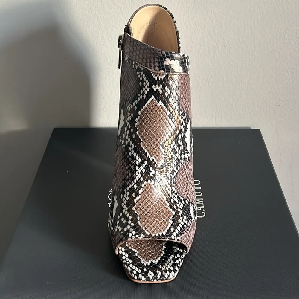 New Vince Camuto Fedrilla Peep Toe Snake Print Embossed Block Heel Bootie - Image 7