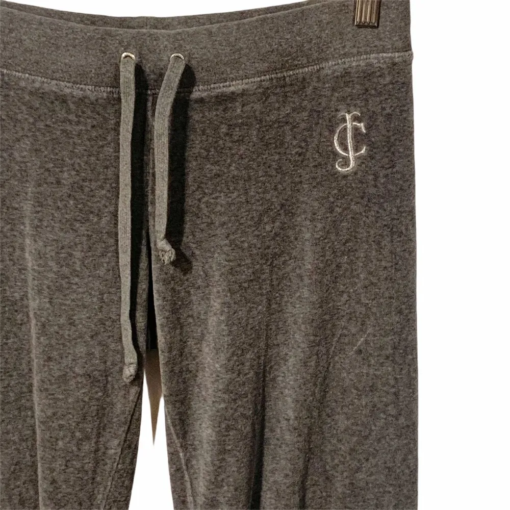 Juicy Couture Size Small Grey Velour Slim Leg Pull On Track Pant - Image 2