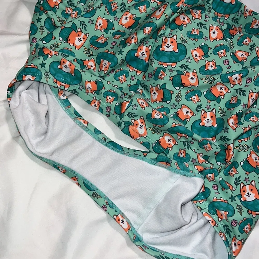 THINKGEEK womens swim bottom size 3X plus size wide band corgi design high waist Green - Image 6