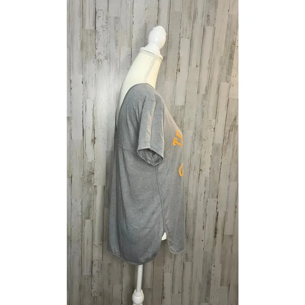 NWT Rivalry Threads Tennessee Volunteers Women's Gray V-Back T-Shirt Size Small - Image 2
