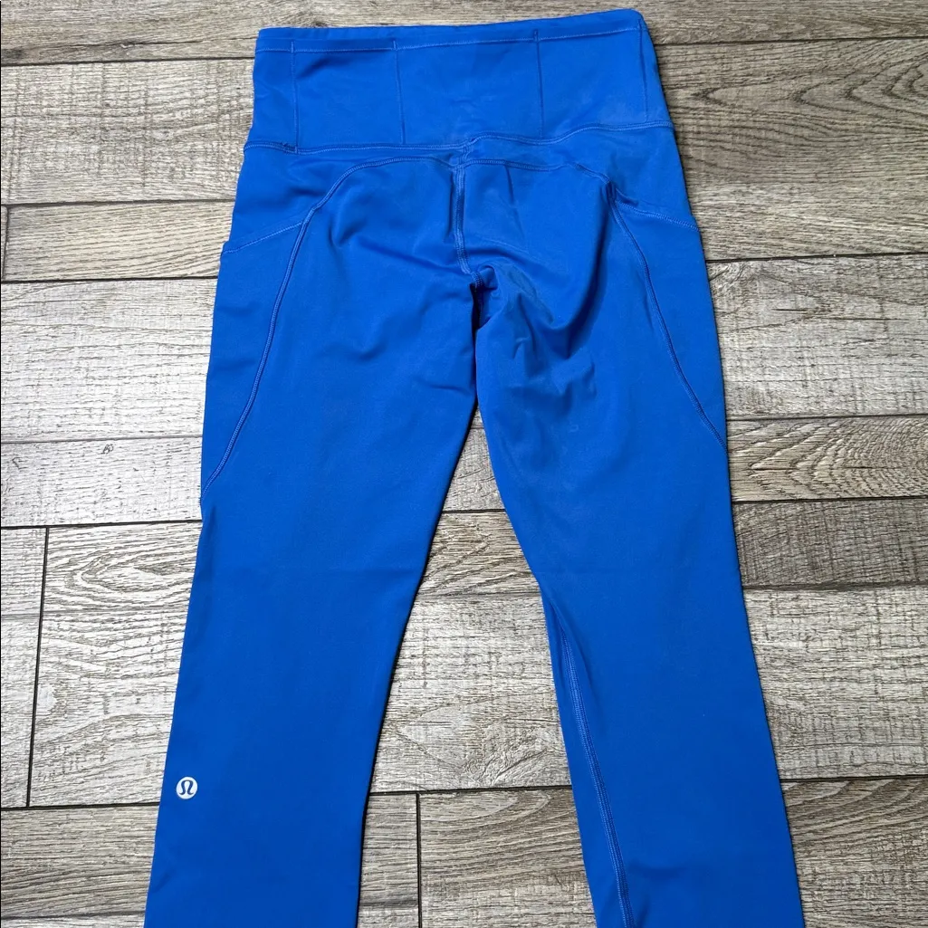 Blue High-Waisted Leggings with Pocket - Image 5