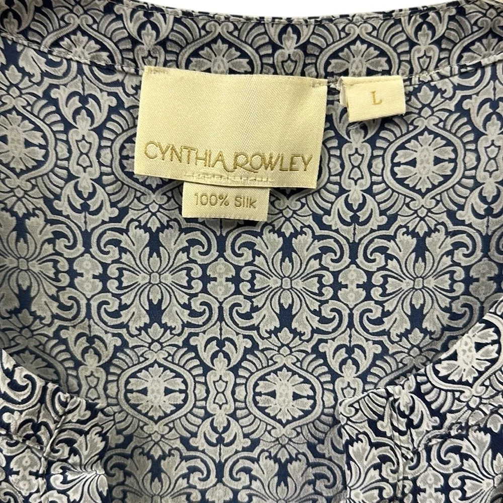 Silk Cynthia Rowley Split Neck Blue White Geo Print Pocket Short Slv Blouse L - Image 10