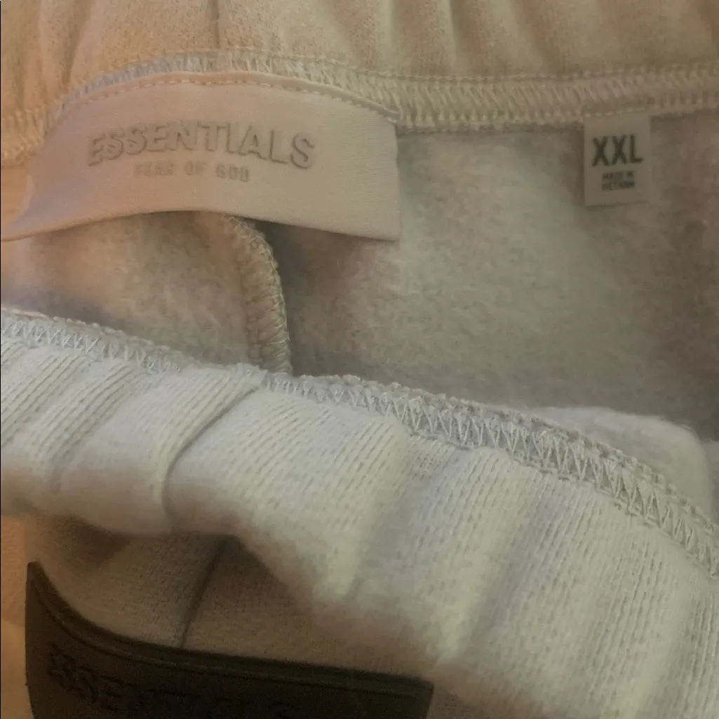 Fear of God Essentials NEW Sweat shorts Smoke Size XXL womens - Image 9