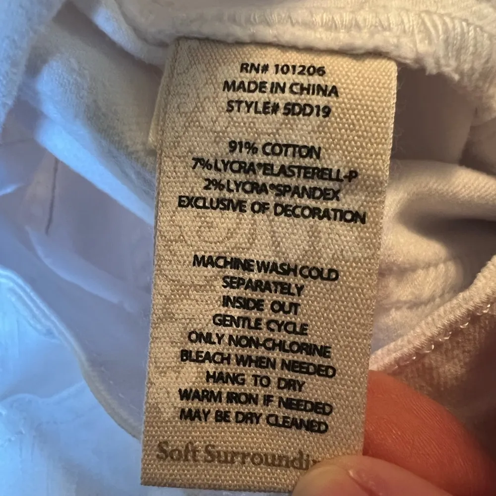 SOFT SURROUNDINGS Ultimate High Rise Lace Hem Slim Crop White Jeans Pants 20W - Image 8