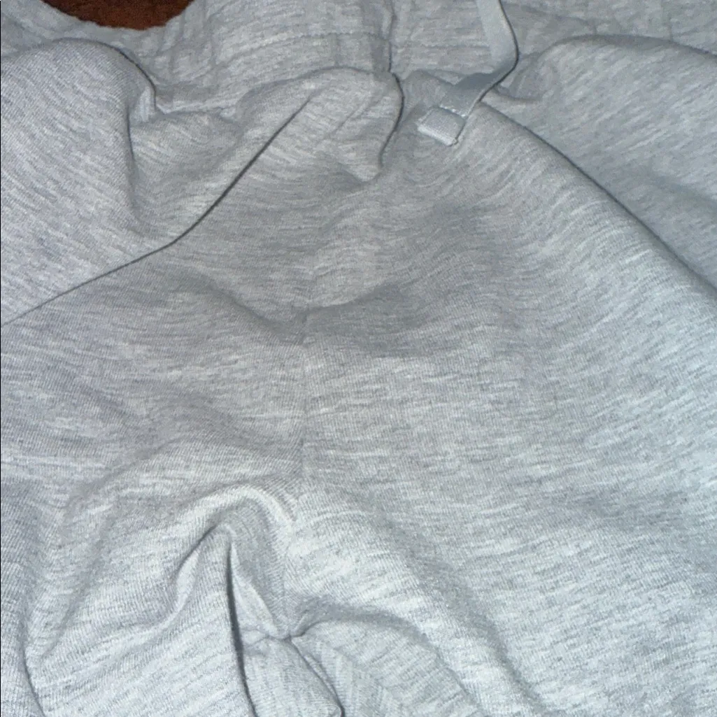 Gymshark  Light Gray Sweatpants size Xs - Image 2