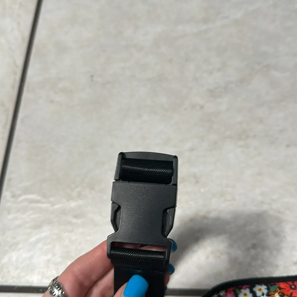 Brighton Painted‎ Poppies Belt Bag - Image 8