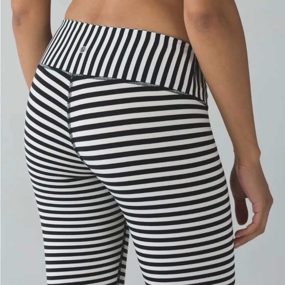 lululemon athletica Wunder Under Pant in Narrow Bold Stripe Black Angel Wing -6 - Image 14