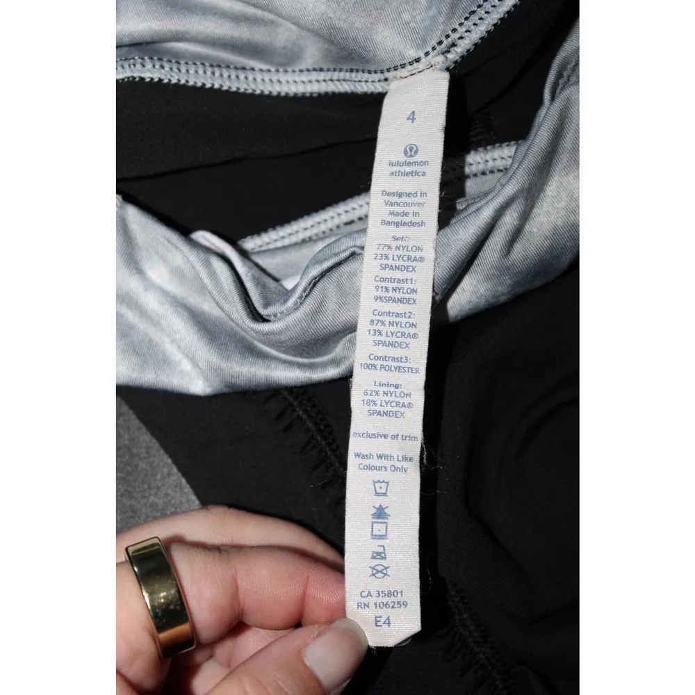 Women's Lululemon Athletica Black Gray White Athletic Crop Capri Leggings Size 4 - Image 3