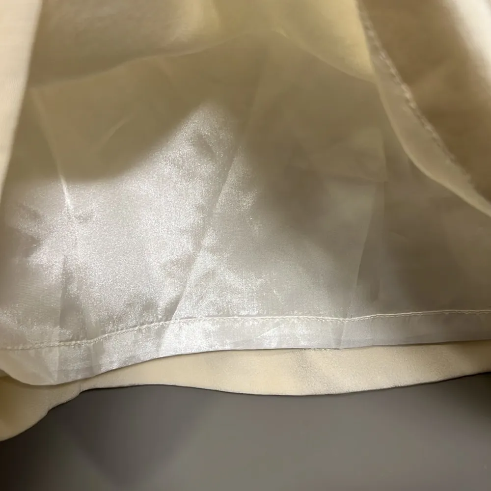 Cream Kate Spade Sleeveless Silk Blouse with Ruffle Collar GUC - Image 11