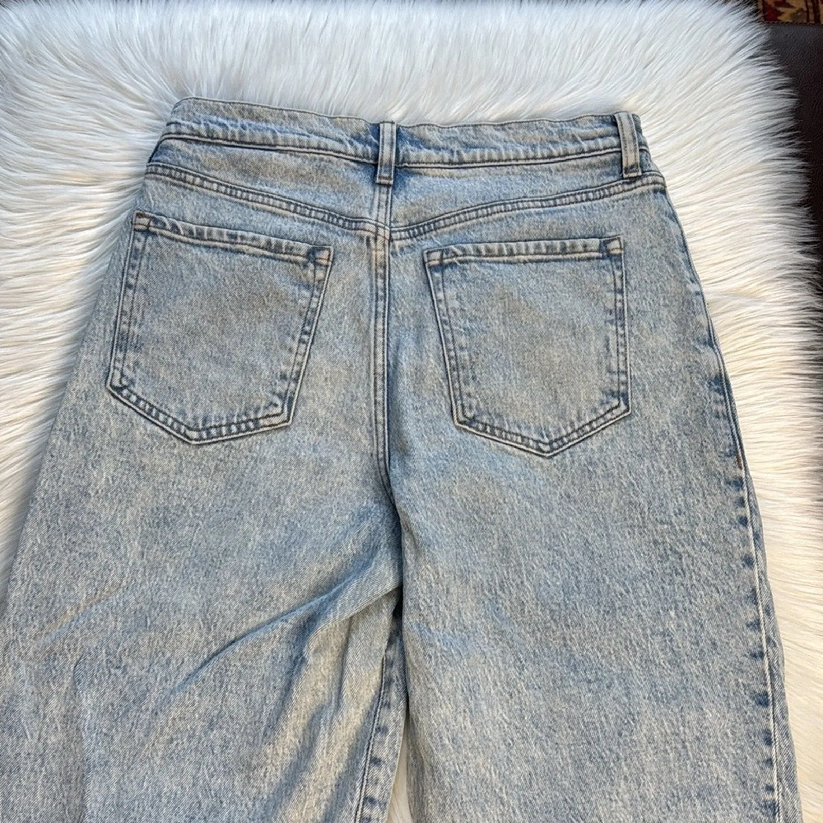 Banana Republic Factory LIght Wash High Rise Balloon Jeans - Image 7