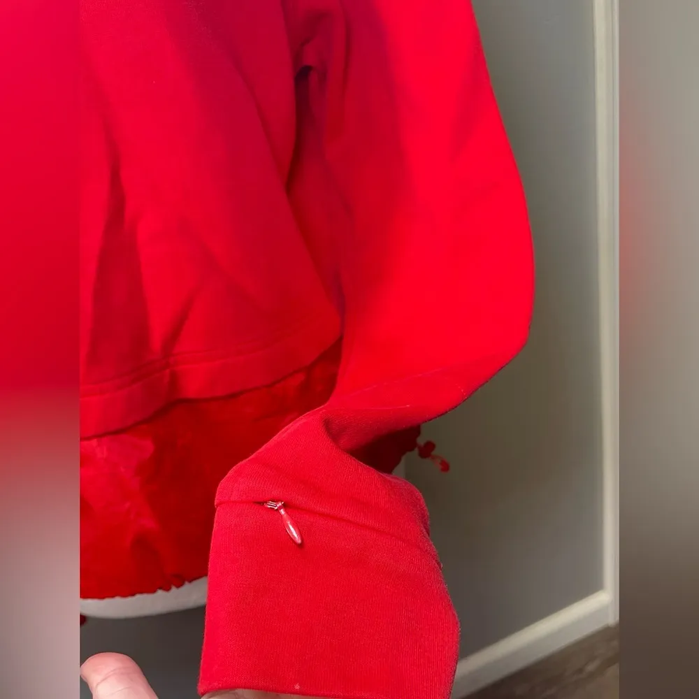 Nike Women's Long Sleeve Cropped Perforated Cinched Waist Pullover Hoodie Size M - Image 4