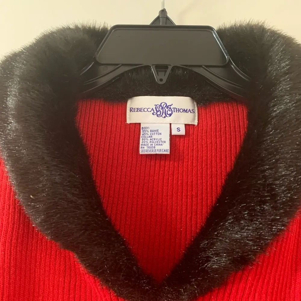 Red Sweater With Black Faux Fur - Image 2