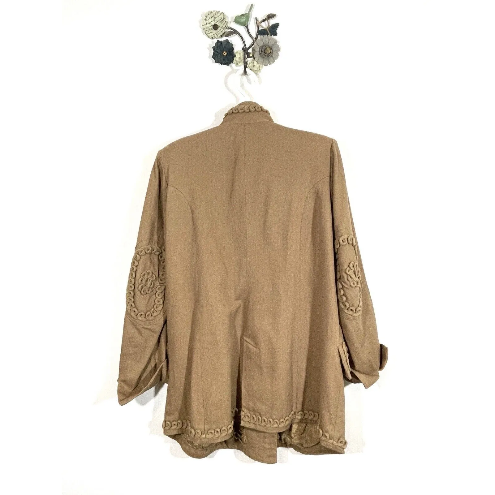 SOFT SURROUNDINGS Turlington Latte Military Style Jacket Size Medium Asymmetric - Image 8